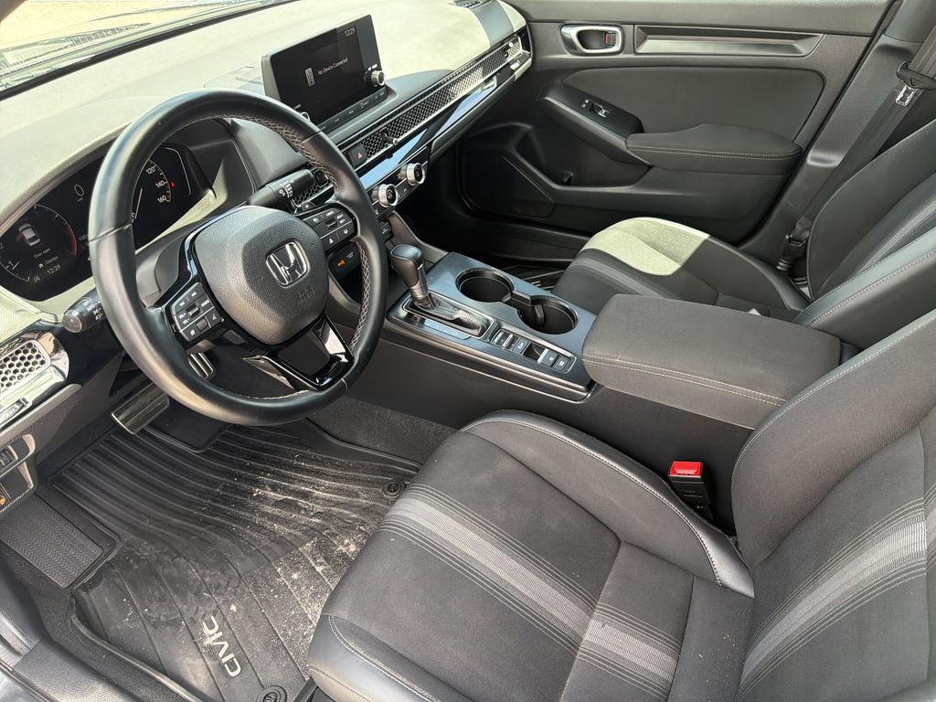 Used 2023 Honda Civic Sport image 18