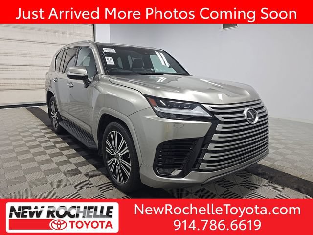 Used 2023 Lexus LX 600 4WD w/ Luxury Package video 1