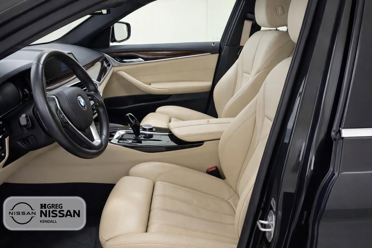 Used 2017 BMW 540i xDrive image 7