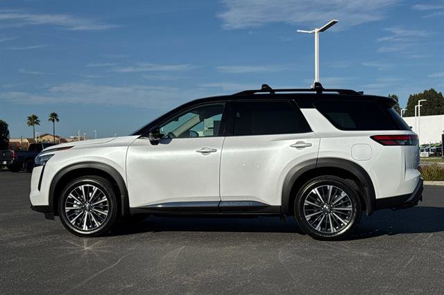New 2026 Nissan Pathfinder Platinum image 7