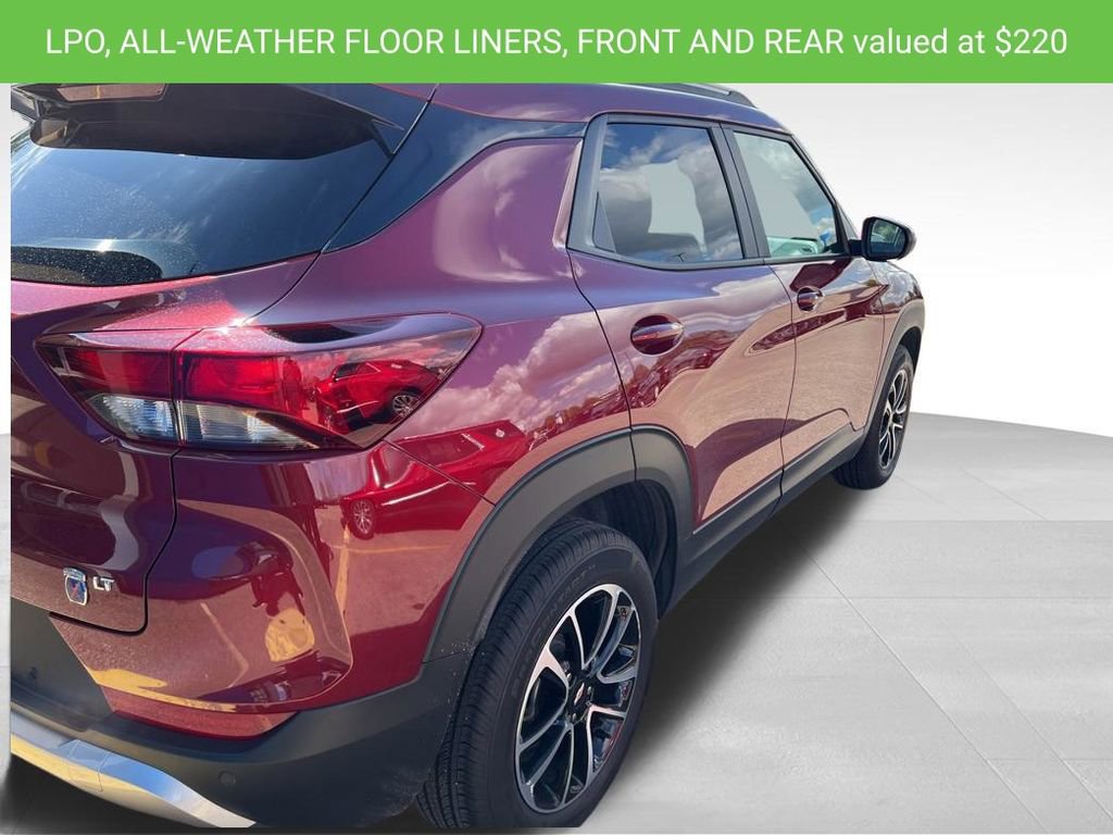 Used 2024 Chevrolet TrailBlazer LT w/ LT Cold Weather Package AWD/4WD image 6