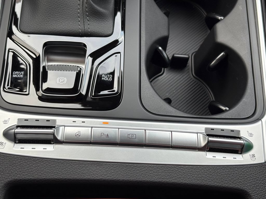 New 2026 Kia Carnival SX Prestige FWD image 32