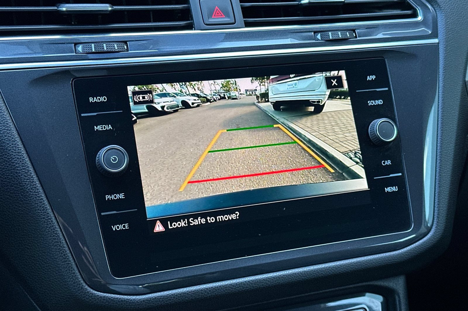 Used 2023 Volkswagen Tiguan SE FWD image 20