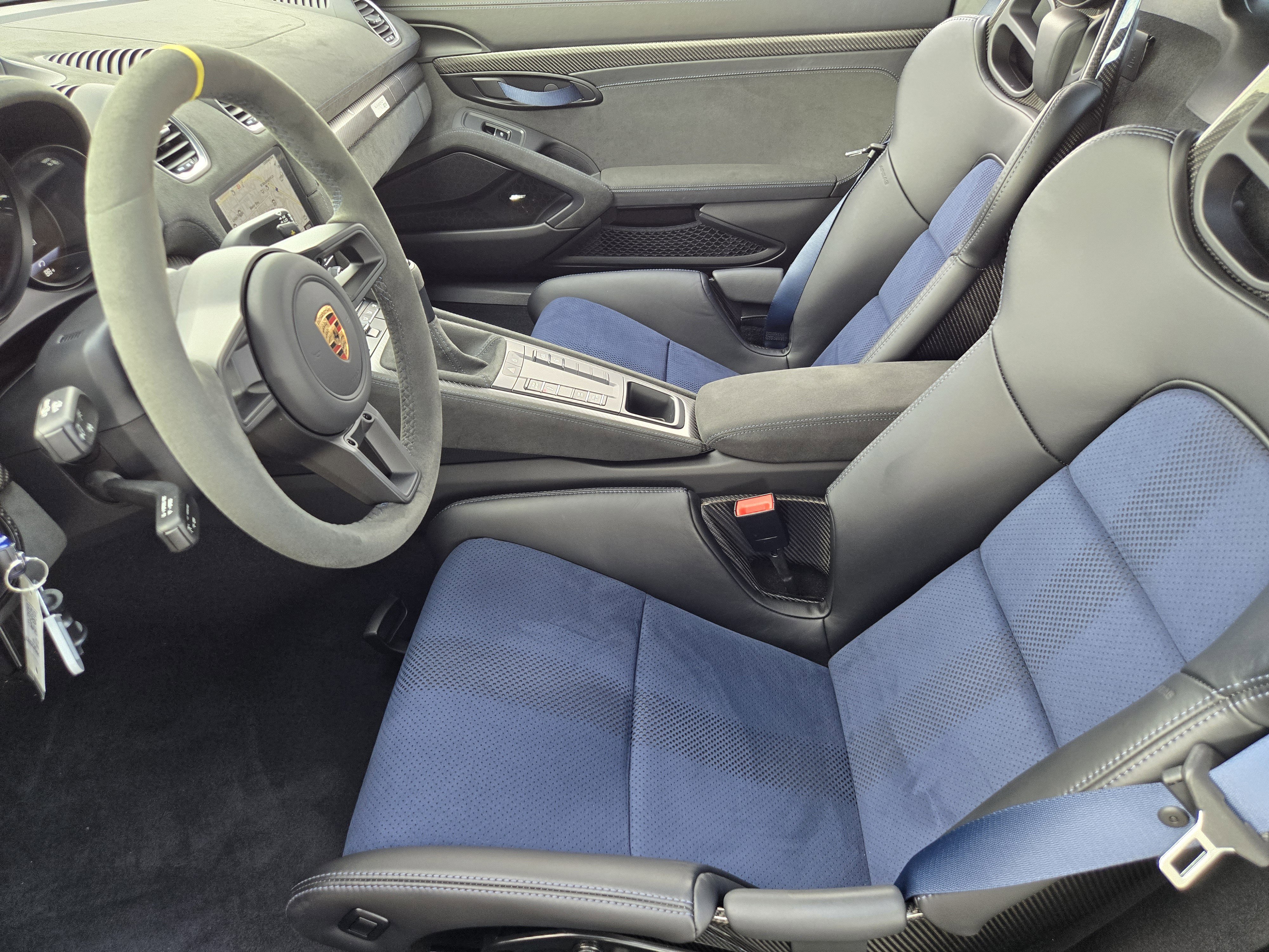 Certified 2025 Porsche 718 Cayman GT4 RS image 18