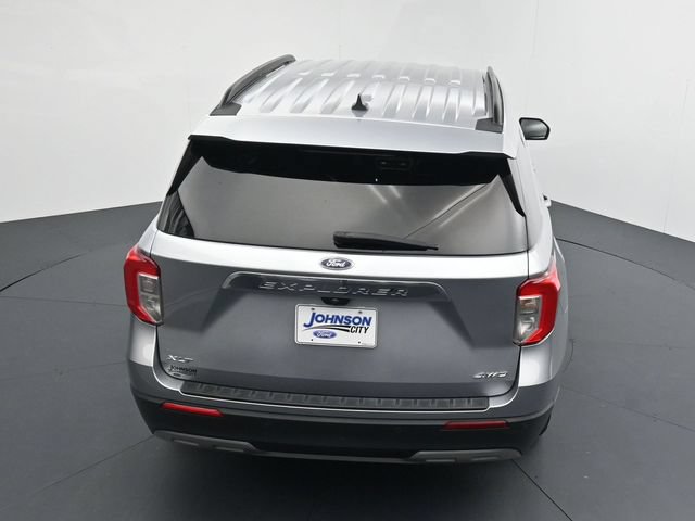 Certified 2022 Ford Explorer XLT w/ Equipment Group 202A AWD/4WD image 28