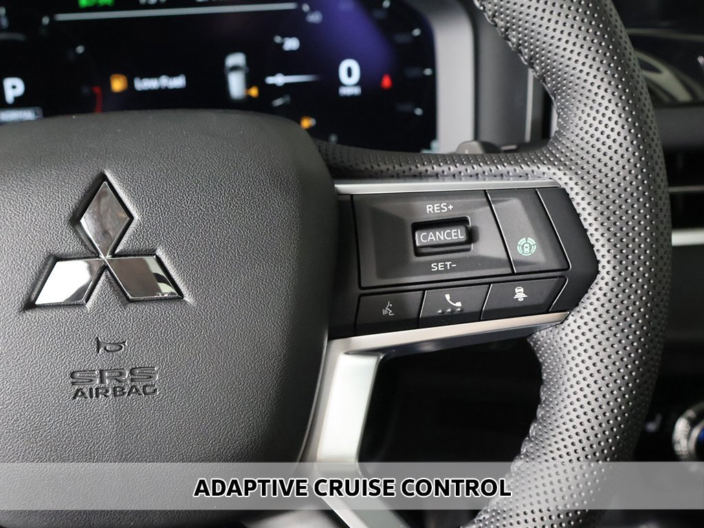 New 2025 Mitsubishi Outlander SE image 6
