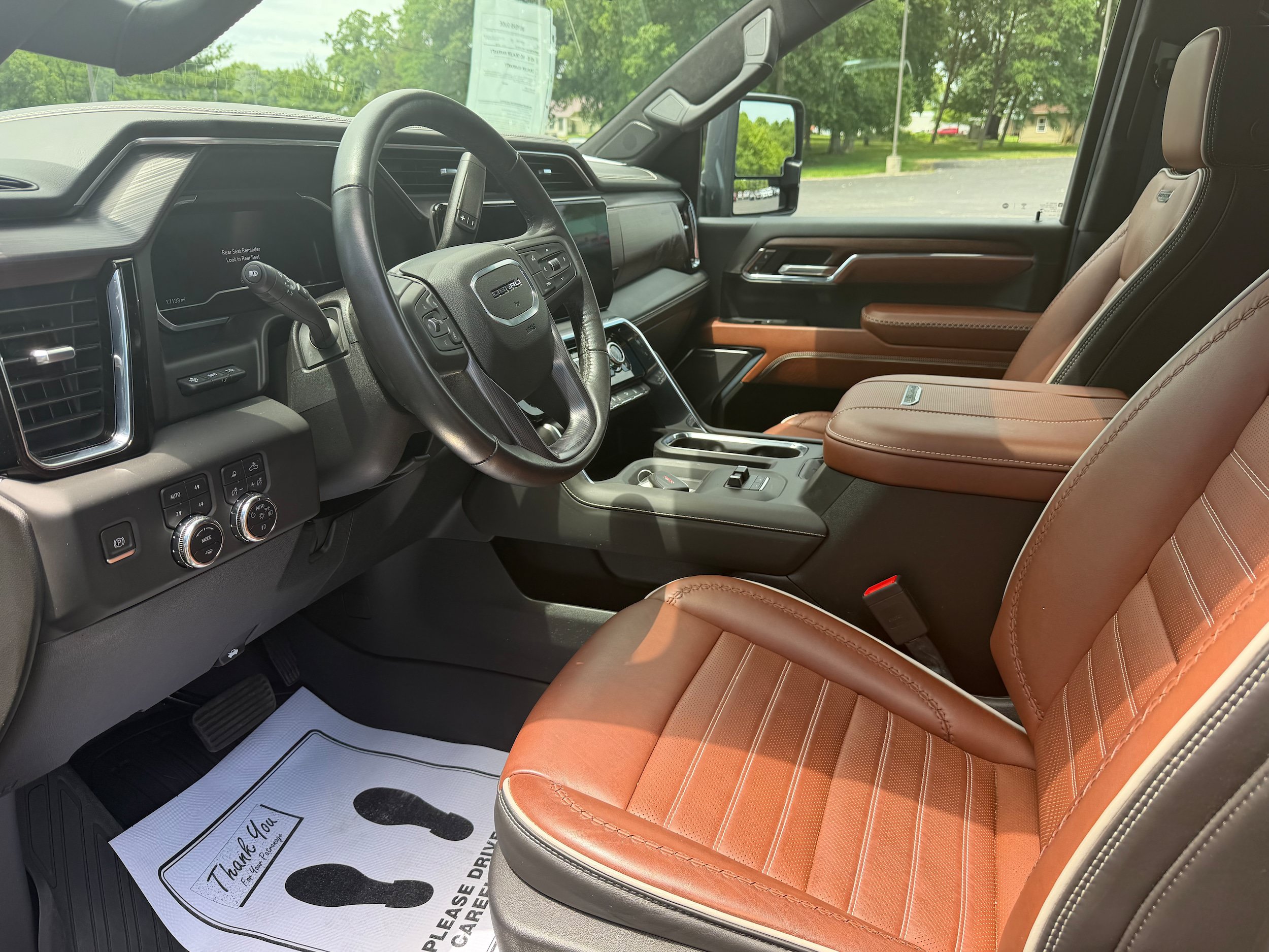 Used 2024 GMC Sierra 2500 Denali Ultimate w/ Max Trailering Package AWD/4WD image 25