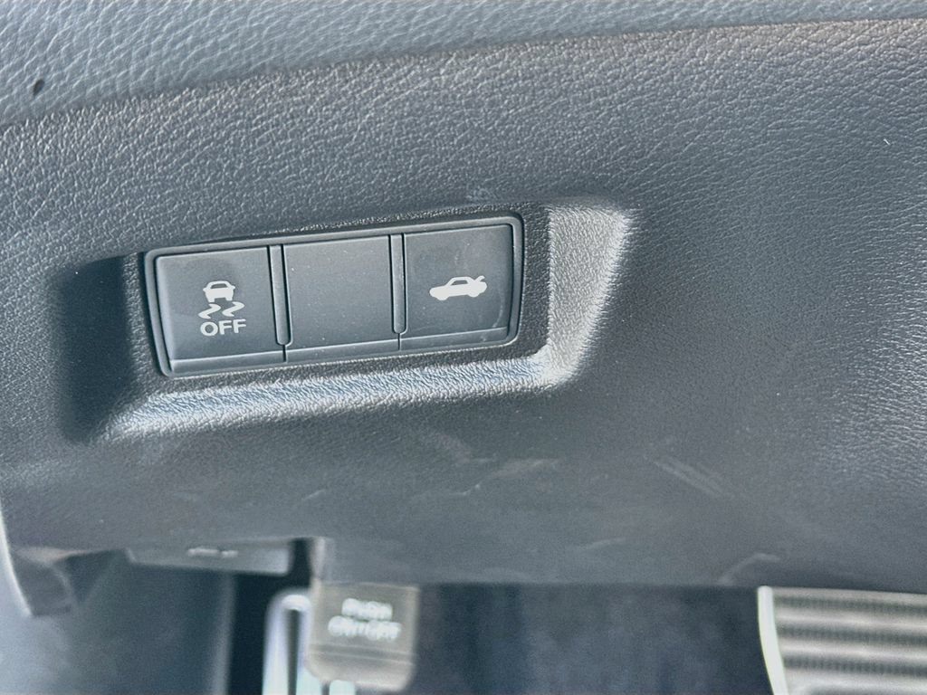Used 2024 INFINITI Q50 Red Sport 400 w/ Black Opal Edition RWD image 11