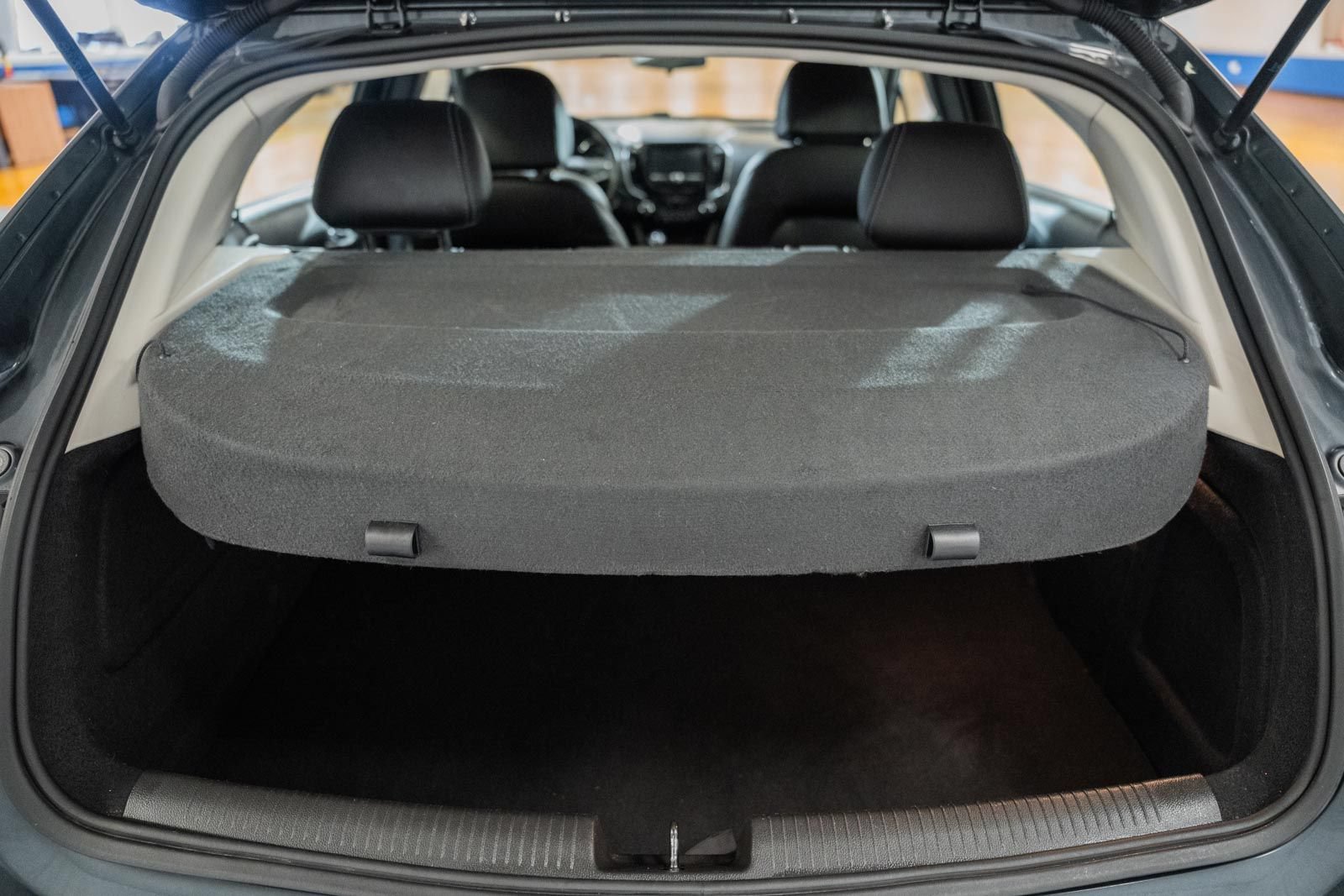 Used 2018 Chevrolet Cruze Premier FWD image 11