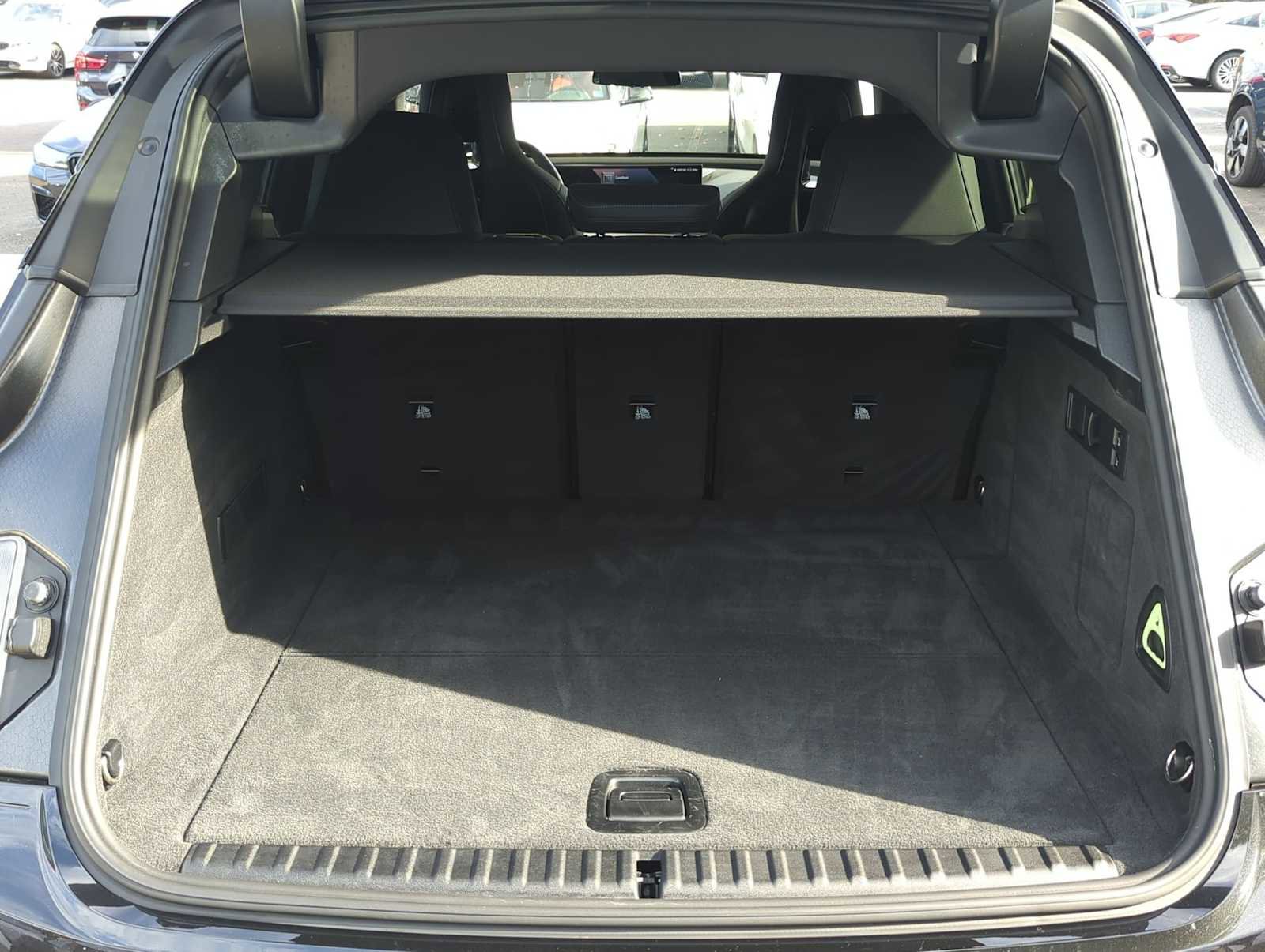 Certified 2025 BMW iX xDrive50 image 33