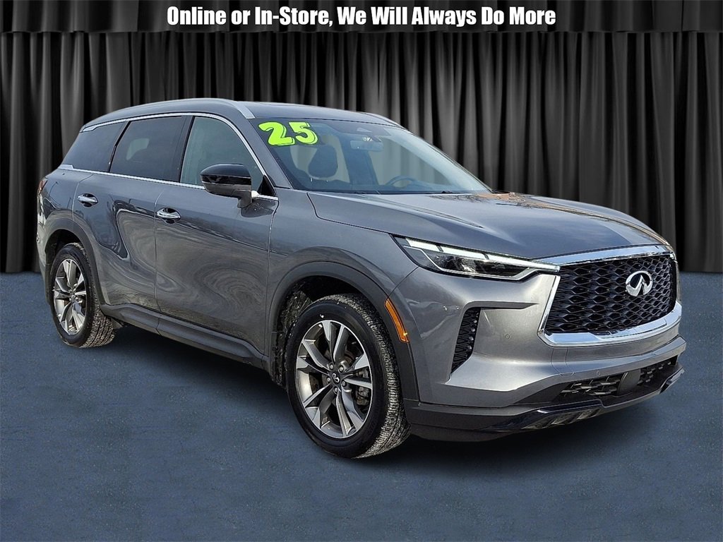 Certified 2025 INFINITI QX60 Luxe image 1