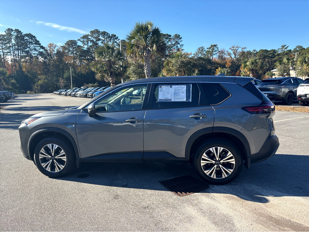 Used 2022 Nissan Rogue SV image 30