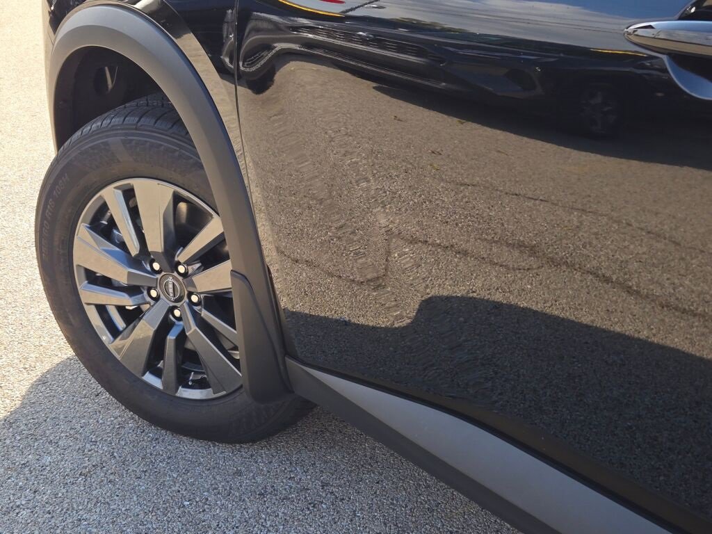 New 2025 Nissan Pathfinder SV w/ Cargo Package image 21