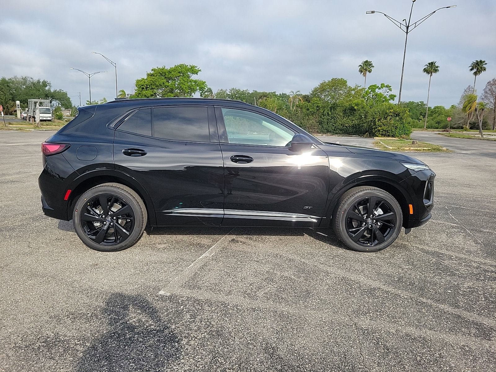 New 2026 Buick Envision Sport Touring AWD/4WD image 4