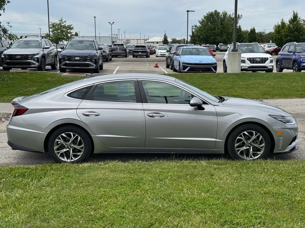 Certified 2023 Hyundai Sonata SEL FWD image 6