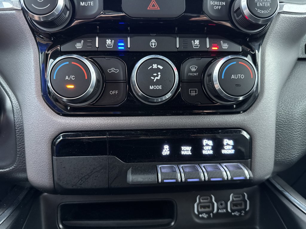 Used 2022 RAM 1500 Laramie AWD/4WD image 23