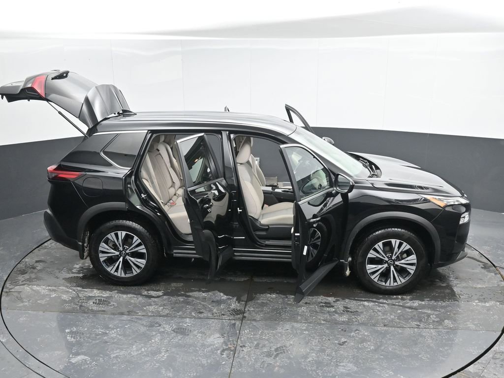 Used 2023 Nissan Rogue SV image 53