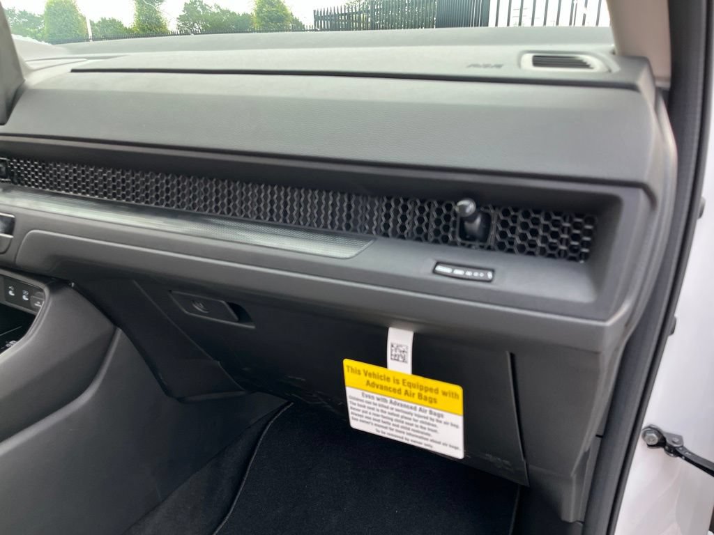 Certified 2026 Honda CR-V LX image 28