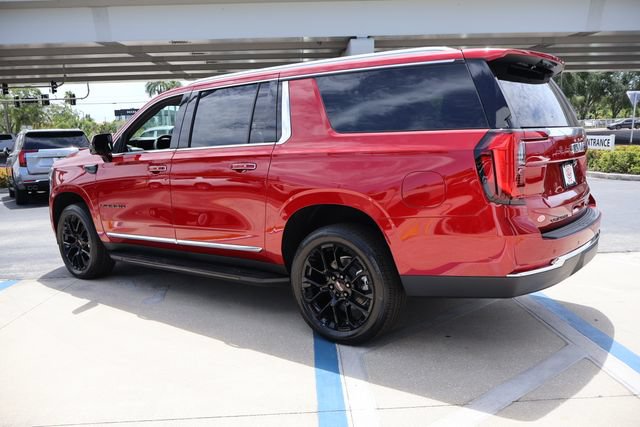 New 2026 GMC Yukon XL Elevation w/ Elevation Premium Package RWD image 5