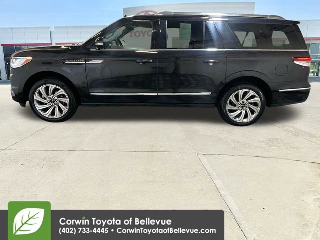 Used 2024 Lincoln Navigator L 4WD image 5