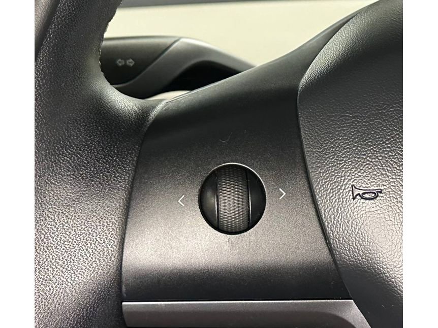 Used 2020 Tesla Model 3 Standard Range Plus image 23