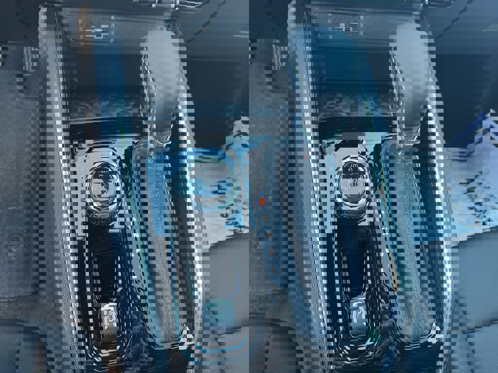 New 2026 GMC Canyon Elevation w/ Convenience Package image 13