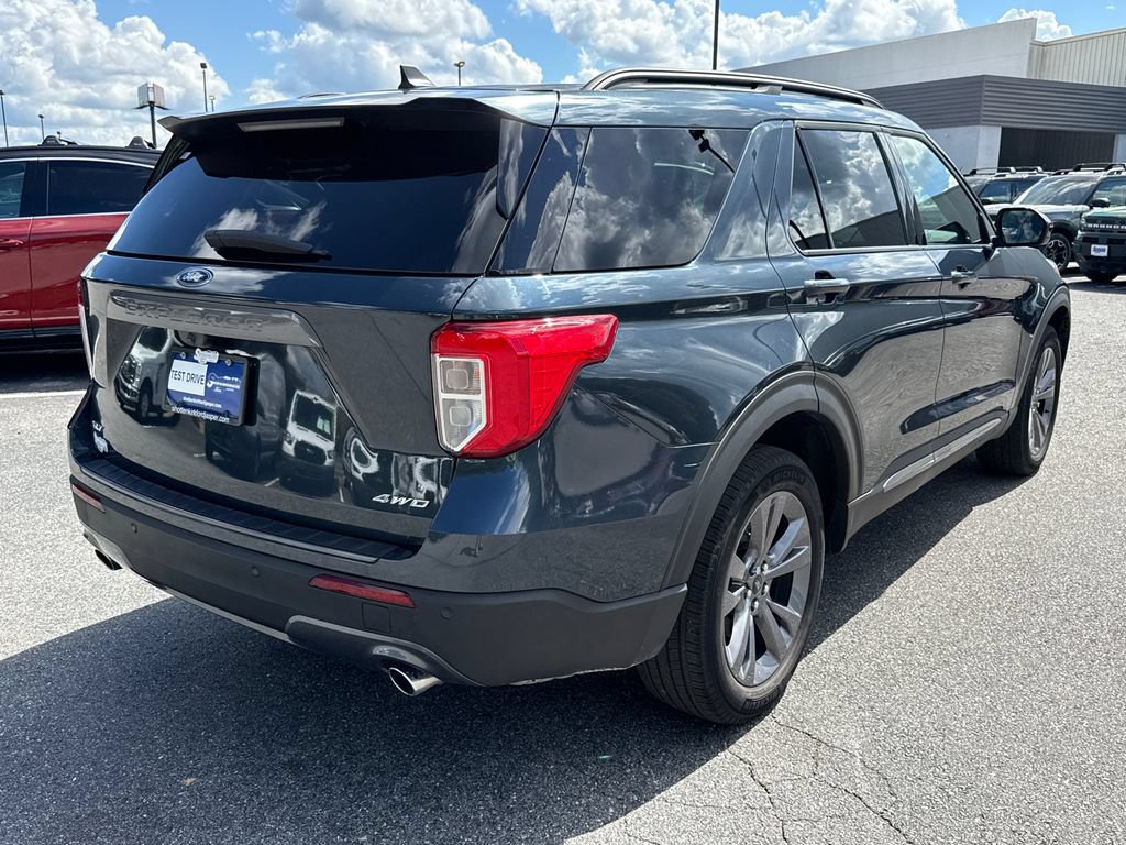 Used 2024 Ford Explorer XLT w/ Equipment Group 202A AWD/4WD image 7