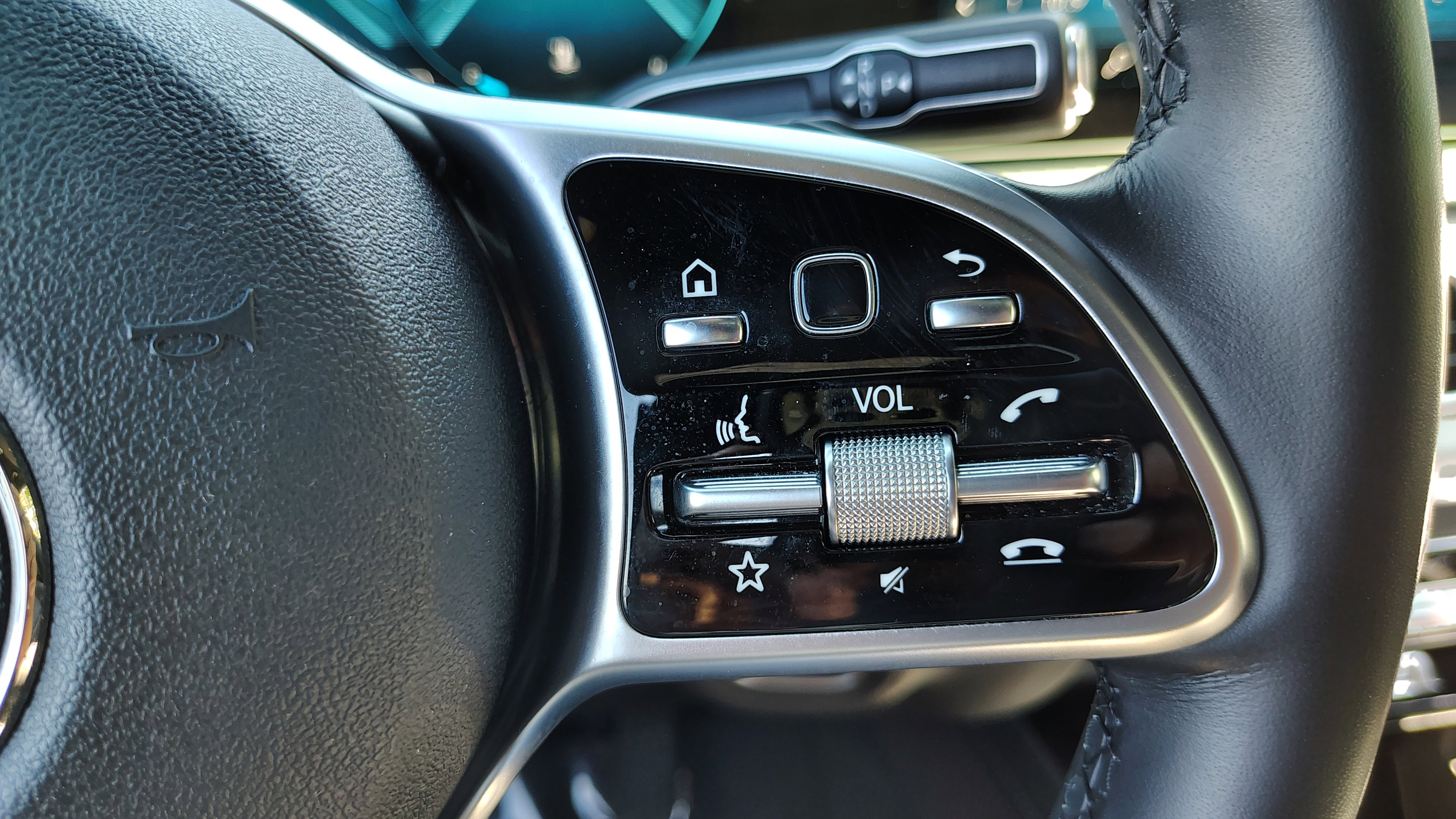 Used 2022 Mercedes-Benz GLE 350 4MATIC image 17