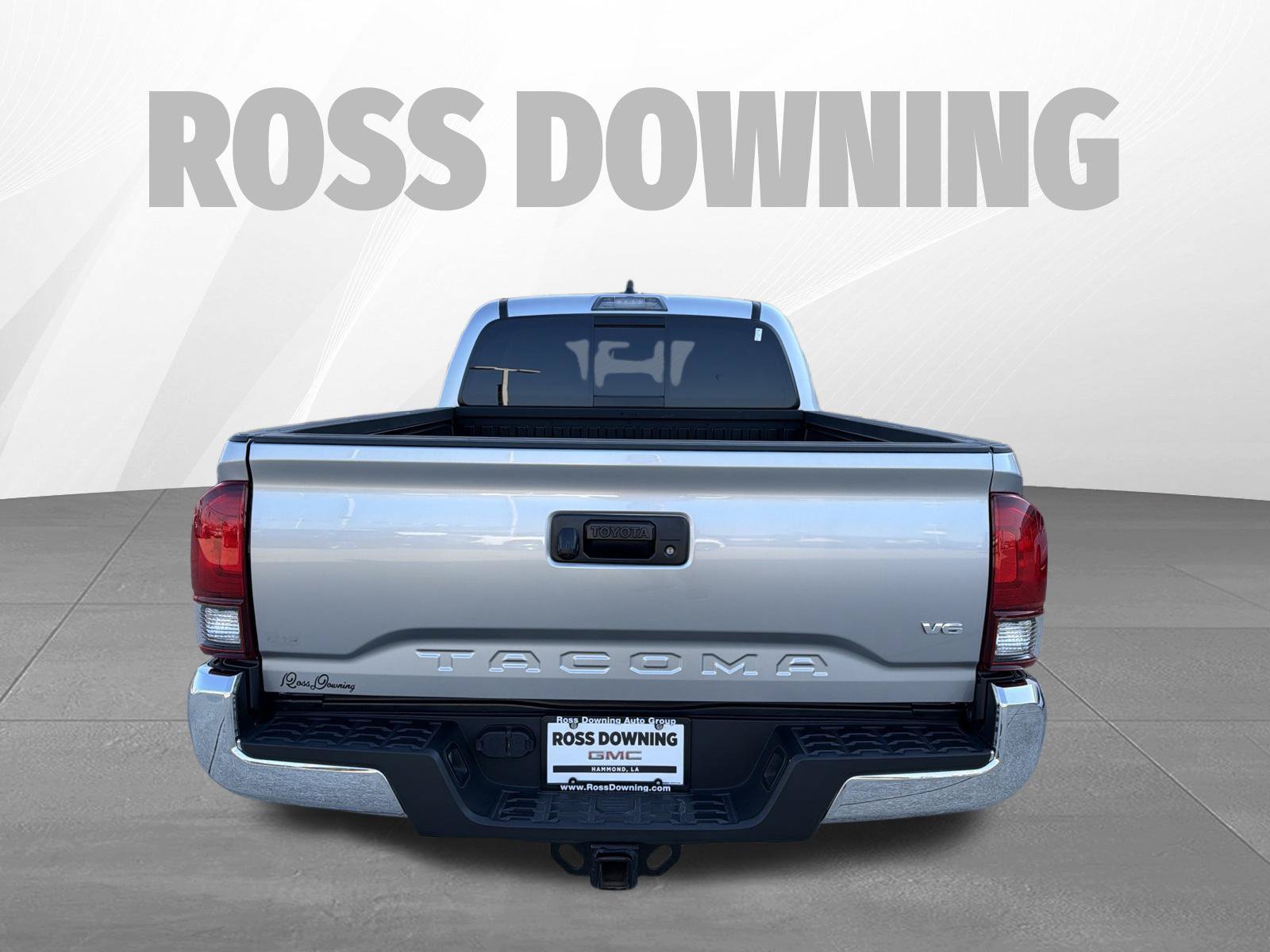 Used 2023 Toyota Tacoma SR5 RWD image 5