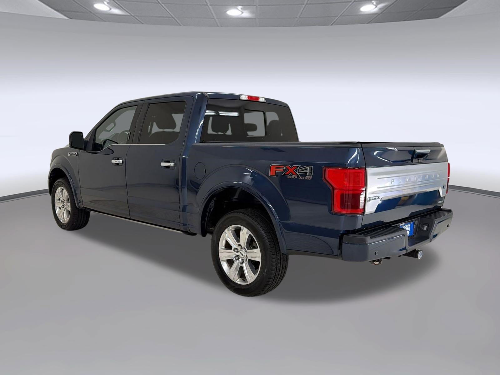 Used 2018 Ford F150 Platinum w/ Equipment Group 701A Luxury AWD/4WD image 3