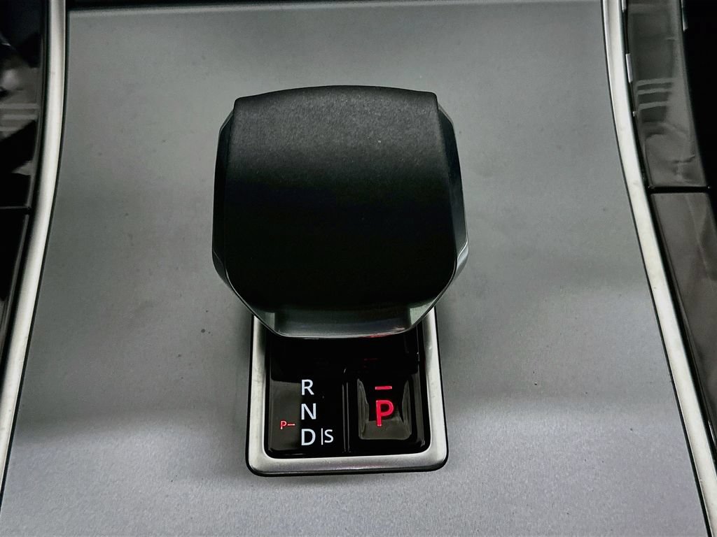 Certified 2025 Land Rover Range Rover Evoque S AWD/4WD image 18