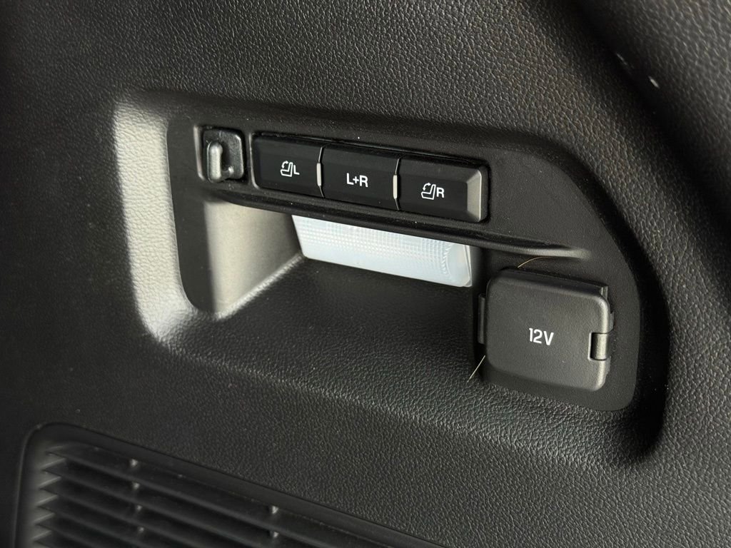 Used 2021 Ford Explorer Platinum w/ Equipment Group 601A AWD/4WD image 19