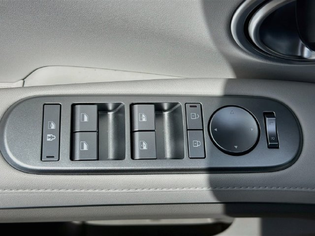 New 2026 Hyundai Palisade FWD Hybrid image 18