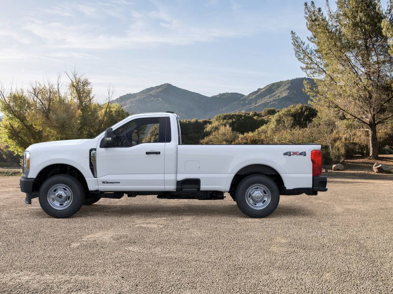 New 2025 Ford F250 XLT image 3