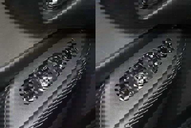 Used 2018 Nissan Murano S w/ Cargo Package image 9