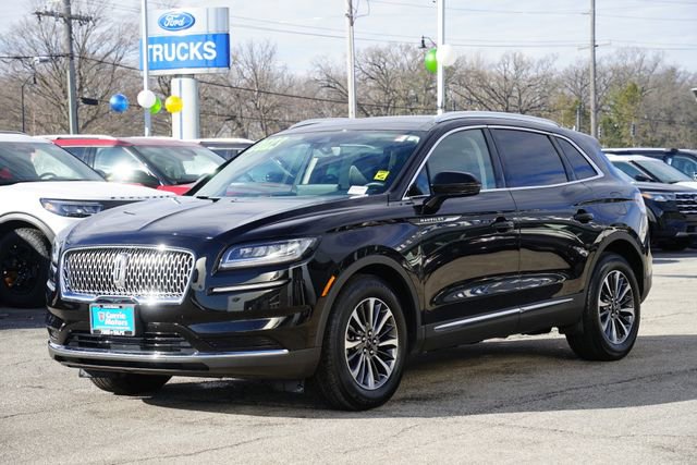 Used 2023 Lincoln Nautilus AWD w/ Premium Package image 3