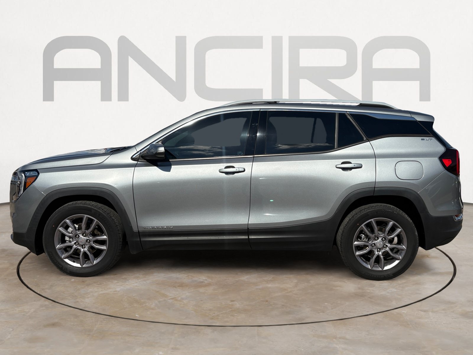 Used 2023 GMC Terrain SLT FWD image 7