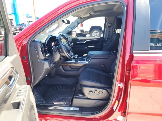 Used 2024 Chevrolet Silverado 1500 RST w/ Z71 Off-Road Package AWD/4WD image 26