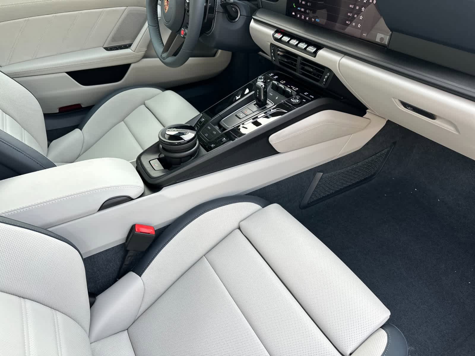 New 2026 Porsche 911 Carrera GTS RWD image 13