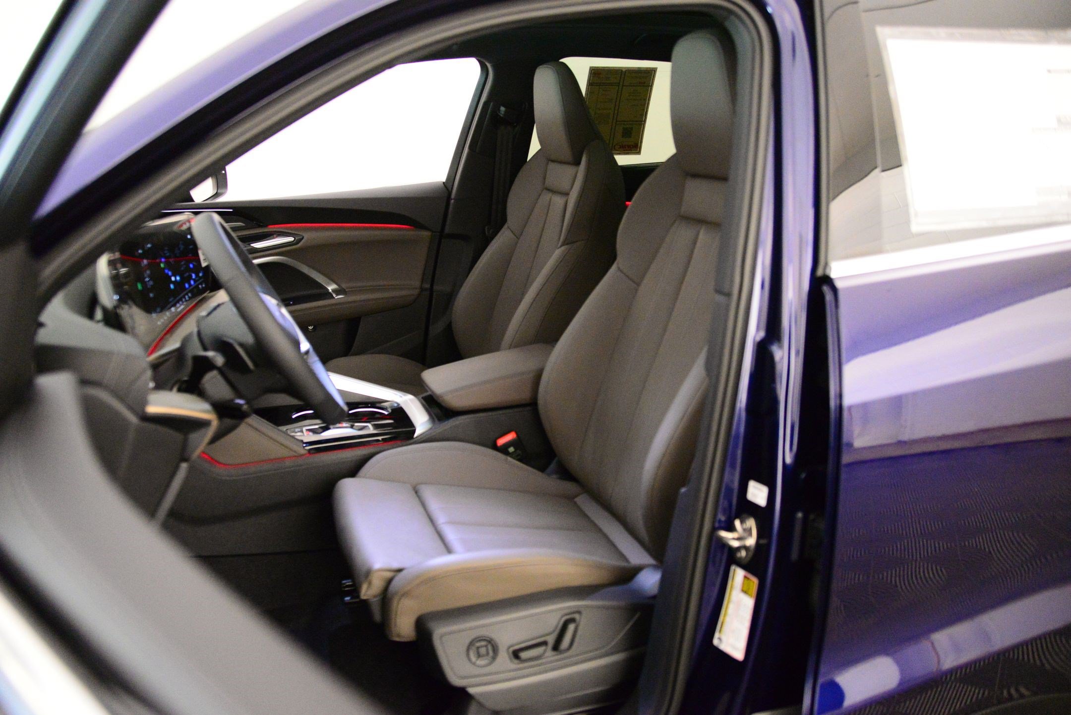 New 2025 Audi Q5 Premium AWD/4WD image 4