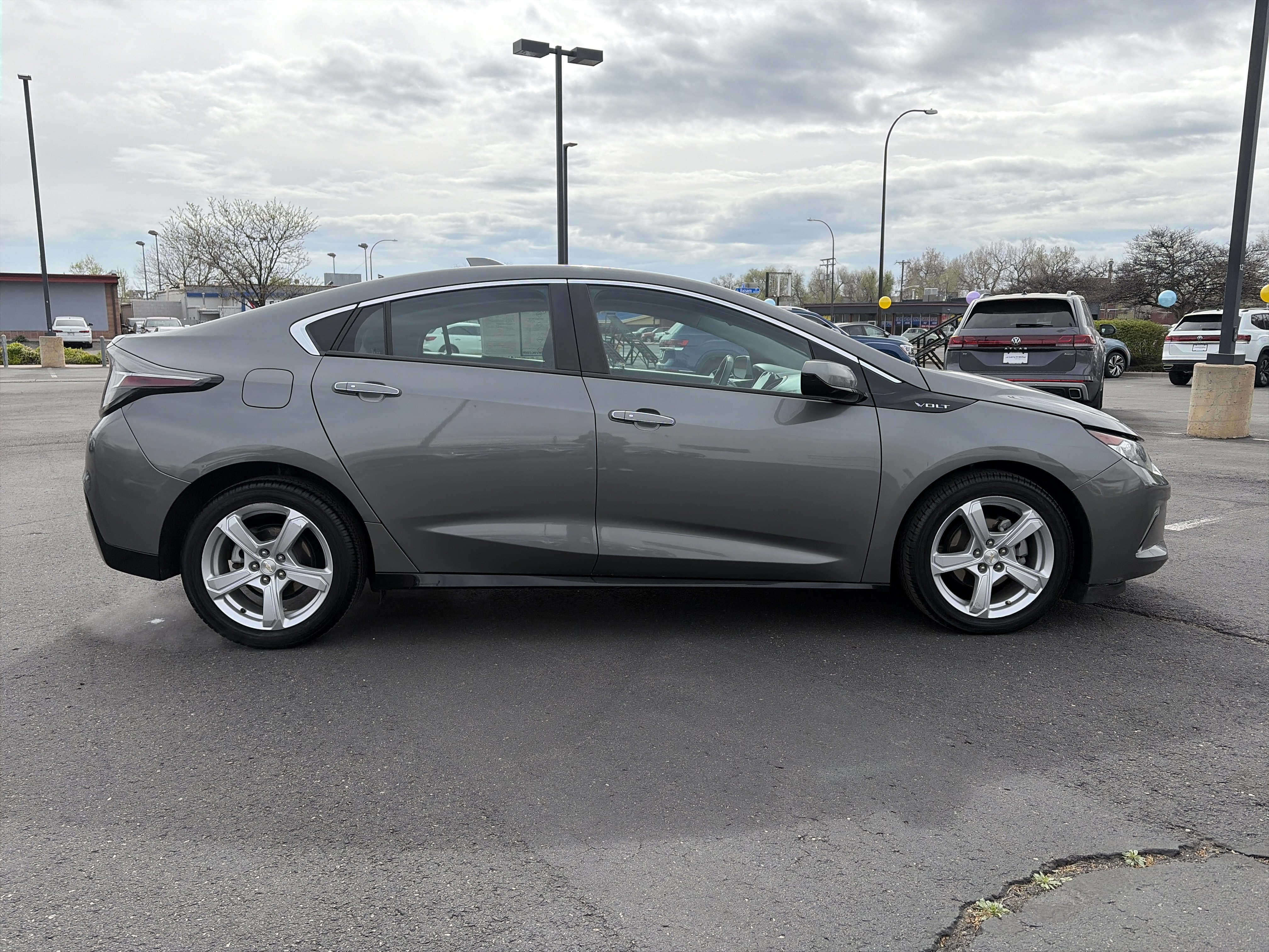 Used 2016 Chevrolet Volt LT image 4