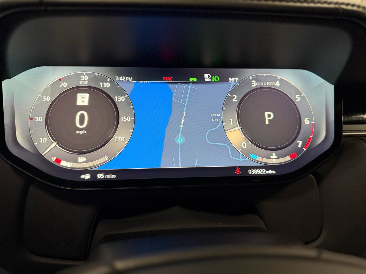 Used 2023 Land Rover Range Rover Long Wheelbase Autobiography image 20