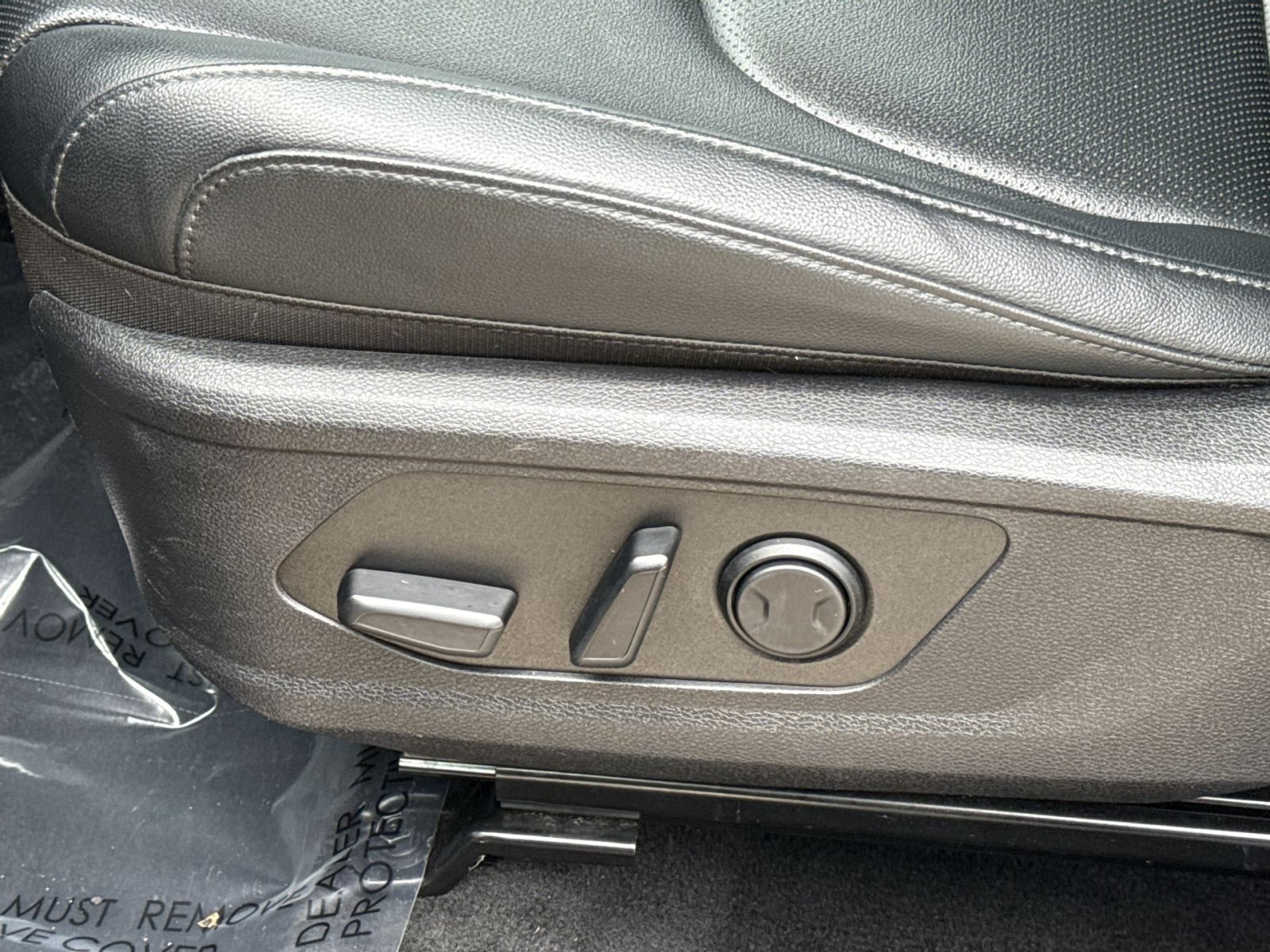 Used 2023 Kia Sportage EX FWD image 18
