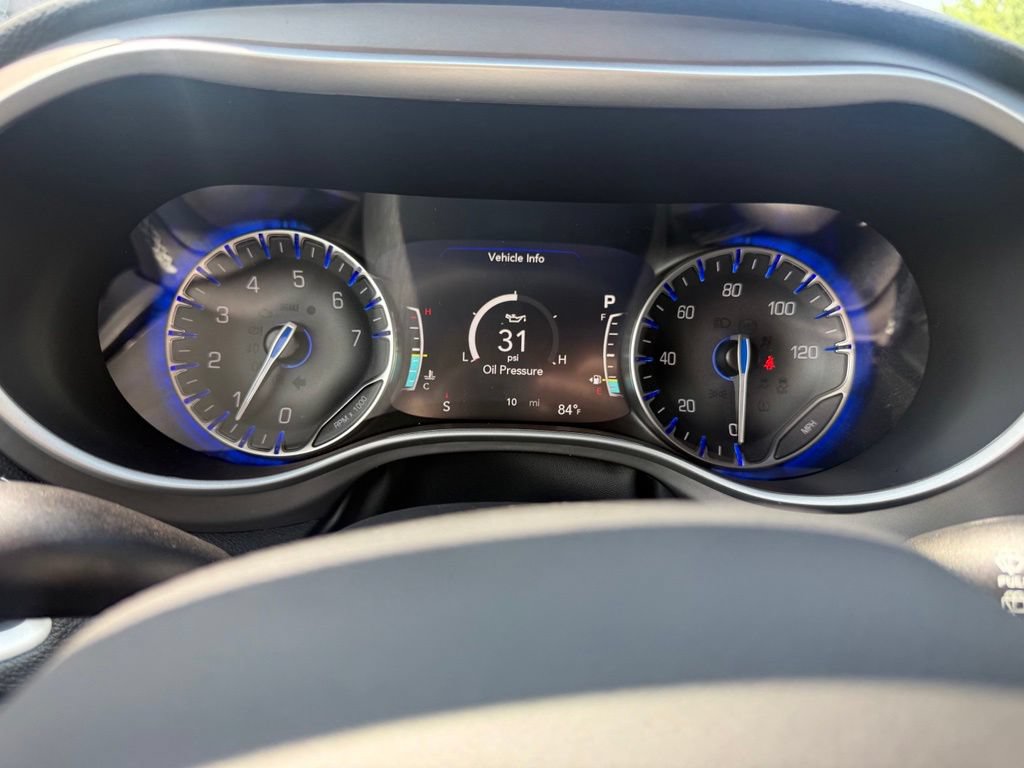 New 2027 Chrysler Pacifica Limited FWD image 19