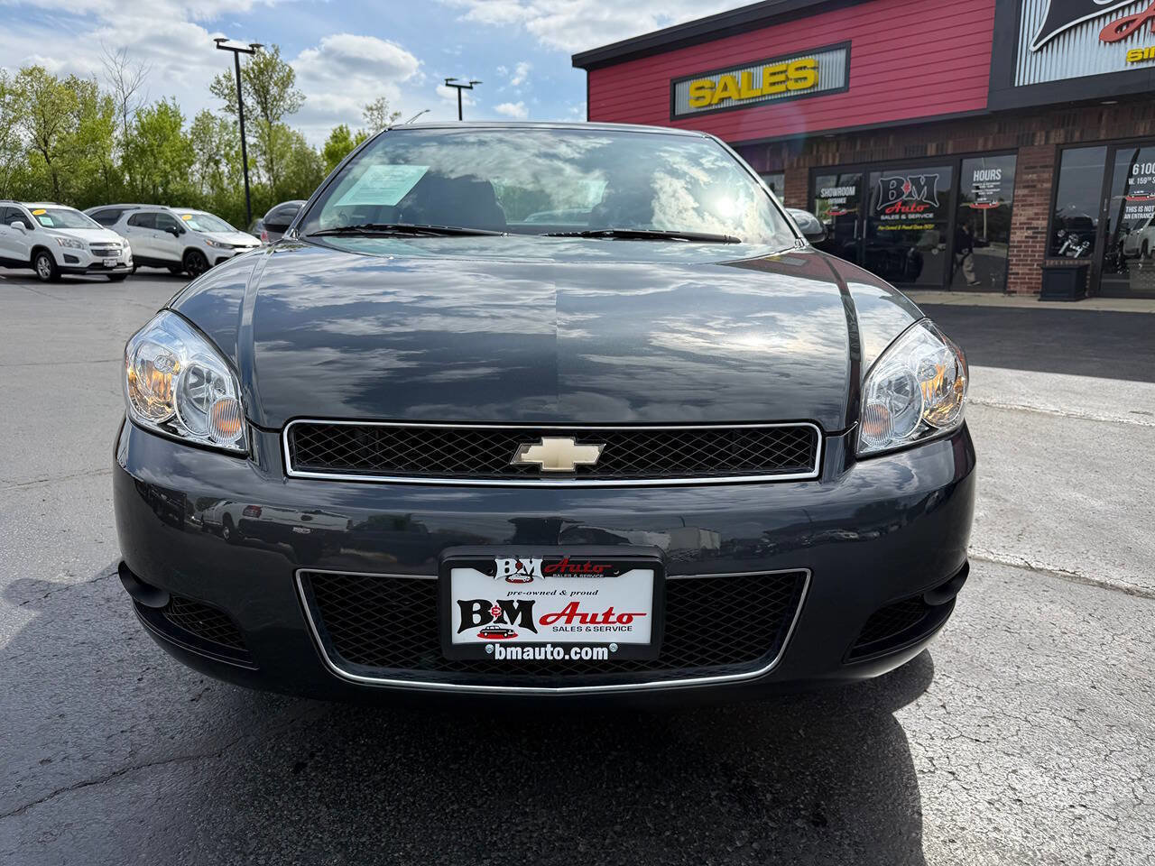 Used 2014 Chevrolet Impala LTZ FWD image 2