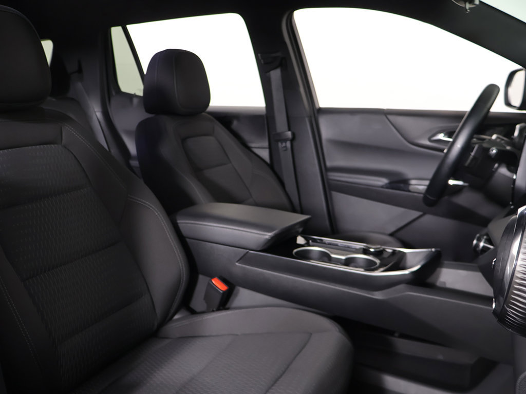 Used 2026 Chevrolet Equinox LT FWD image 30