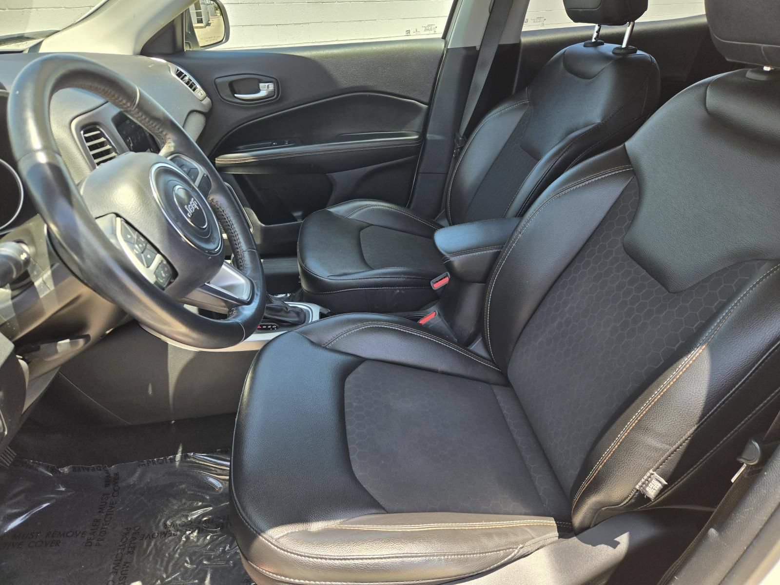 Used 2018 Jeep Compass Latitude w/ Popular Equipment Group FWD image 23