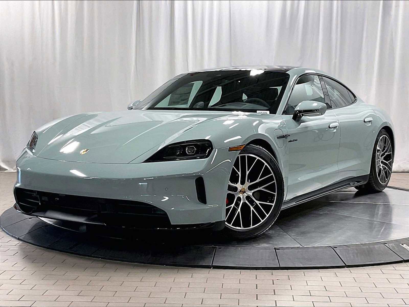 Used 2025 Porsche Taycan GTS image 1