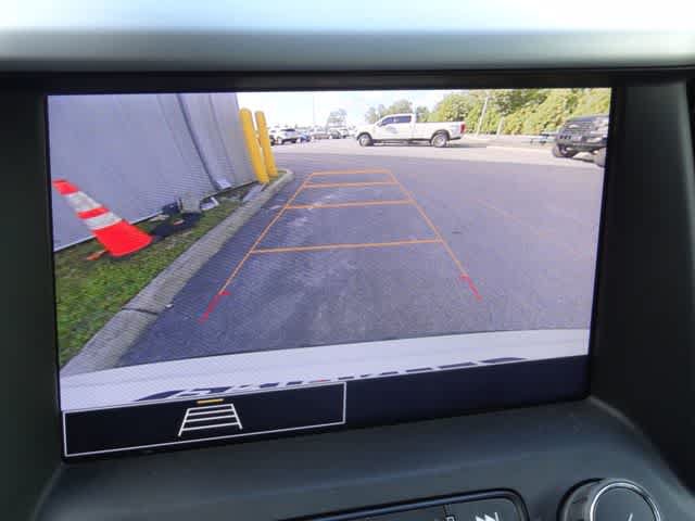 Used 2023 GMC Acadia SLE w/ Driver Convenience Package FWD image 26
