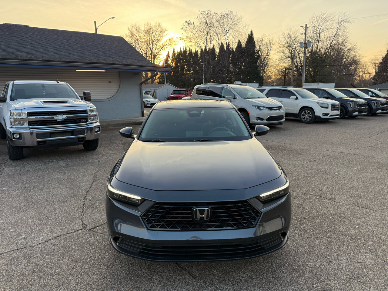 Used 2023 Honda Accord EX image 2